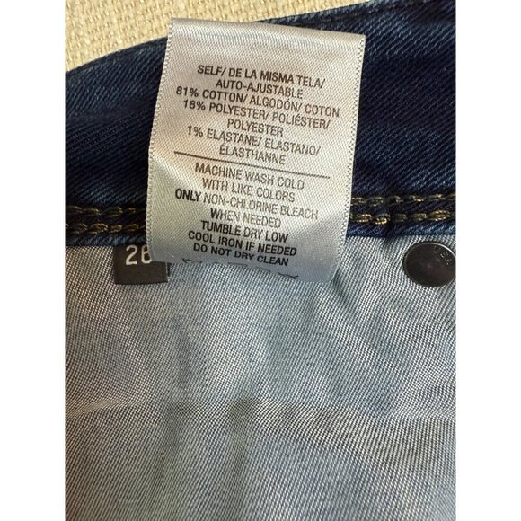 NWT Hudson Women's Jeans Beth Mid Rise Baby Boot Cut Sizes 24, 26 - Picture 10 of 13